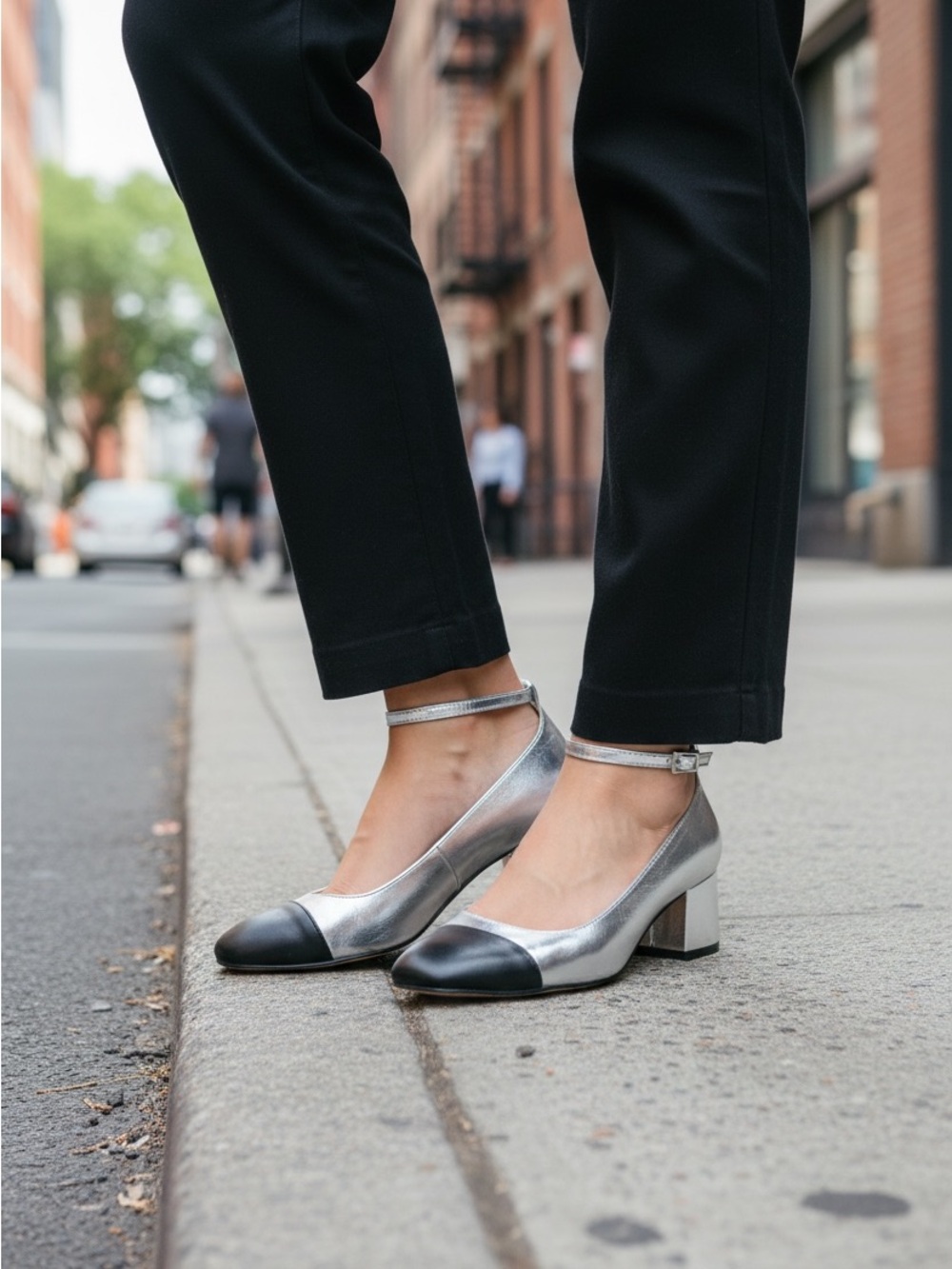 NWOT Steve Madden Eli Pump In Silver black Size 6.5